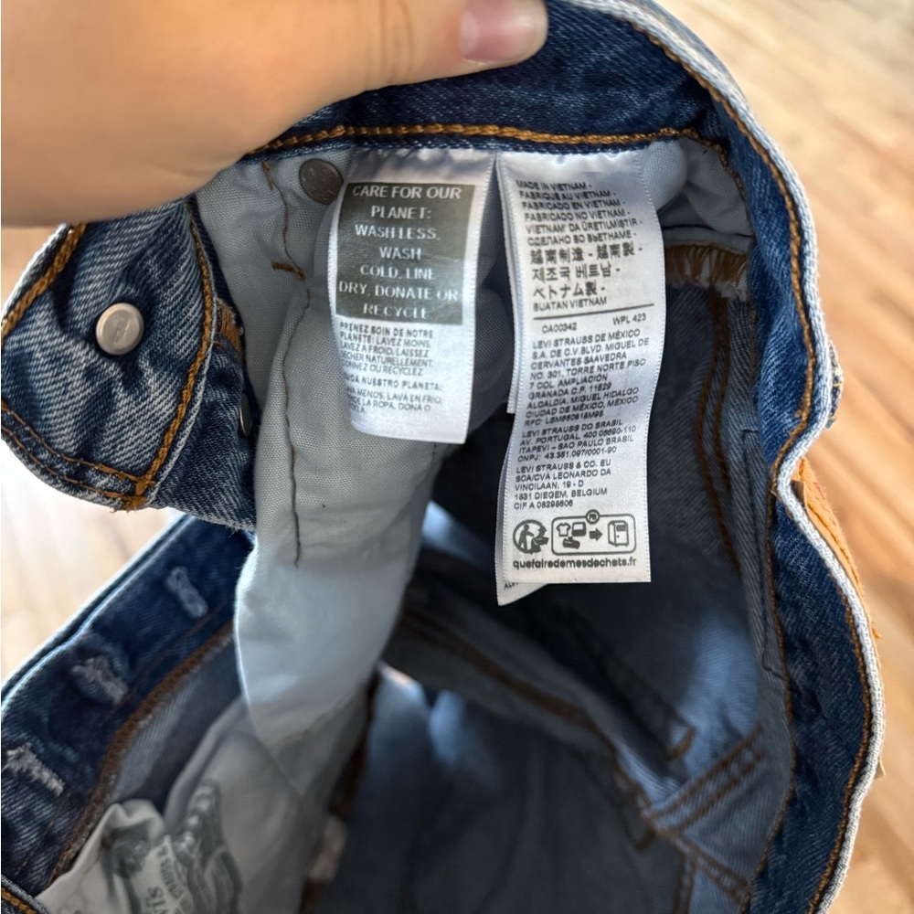 Levi's Light Blue Distressed Jean Shorts - Picture 7 of 9